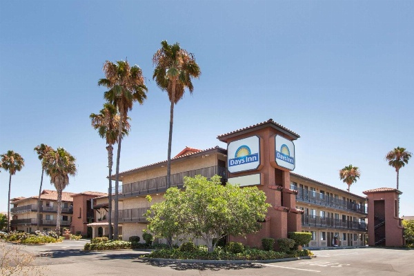 Days Inn by Wyndham San Jose Airport image 2